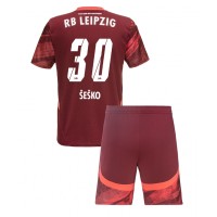 Billiga RB Leipzig Benjamin Sesko #30 Barnkläder Borta fotbollskläder till baby 2024-25 Kortärmad (+ Korta byxor)